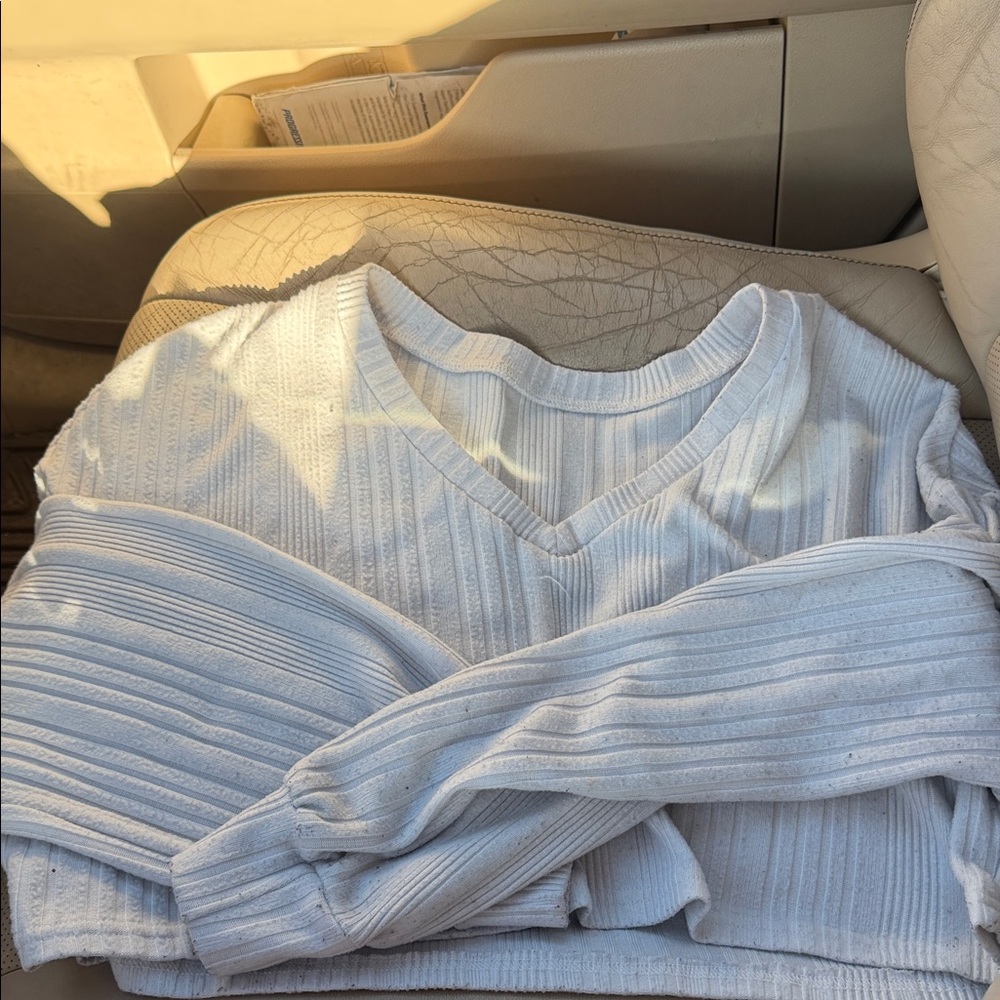 V-Neck Ribbed Long Sleeve Tee - White